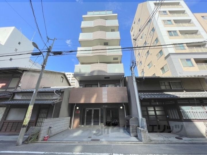 SAWARABIハイッテンの外観