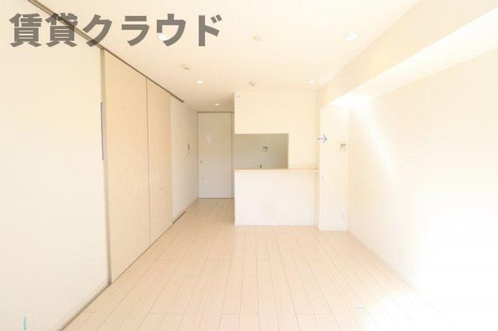 リブリ・八木の居間