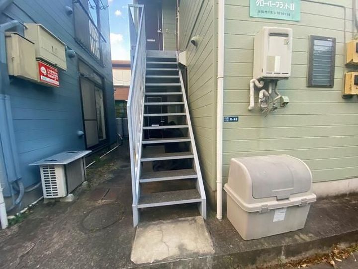 神奈川県大和市中央林間8(アパート)の賃貸物件の玄関