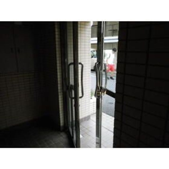 サンパレス中野坂上の地図