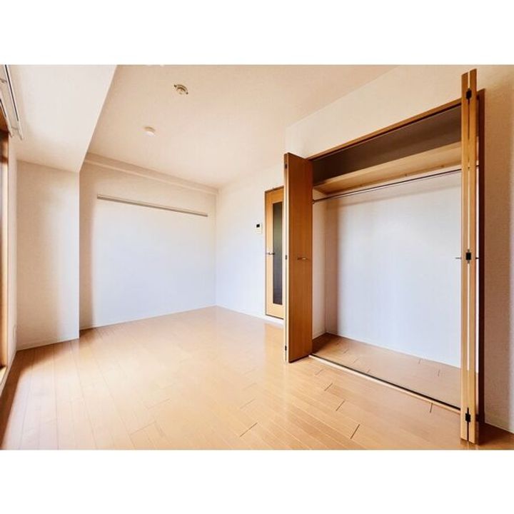 アール押切の居間