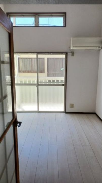 ロフティ石巻IIの居間