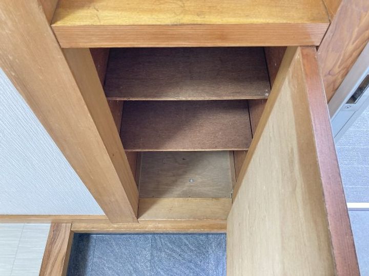 ハイツやまびこBの玄関