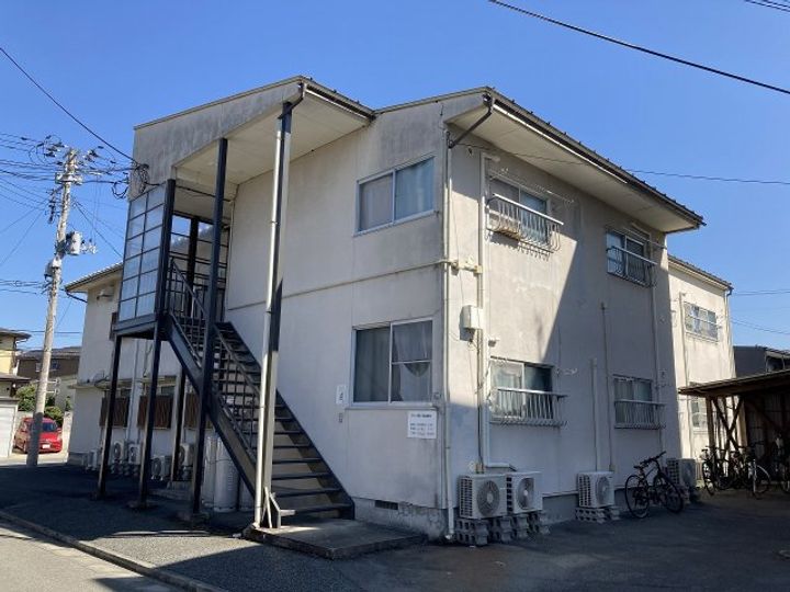 ハイツやまびこBの外観