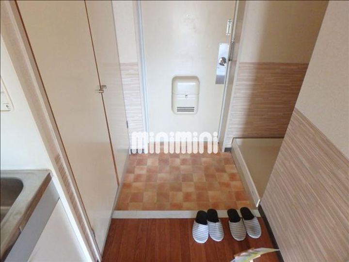 原スイートハウスの玄関