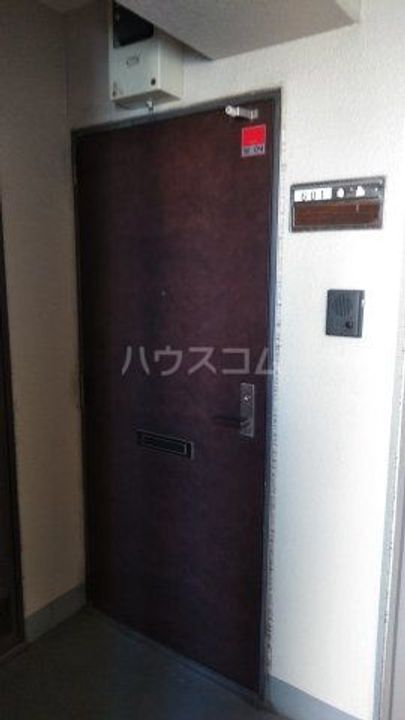 ビュー雷神の玄関