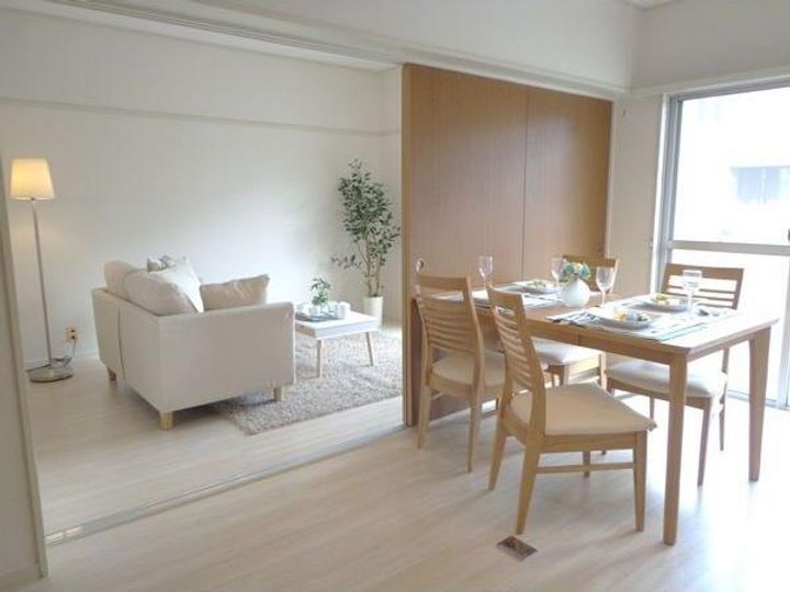 愛知県長久手市作田1(マンション)の賃貸物件の居間