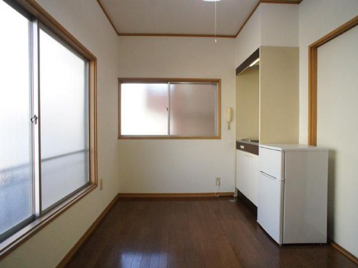 吉田アパートの居間