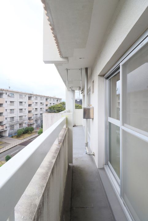 UR下大利の内装