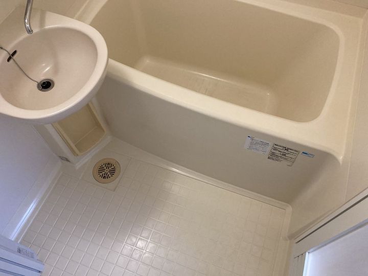 シャトレーゼIIの風呂