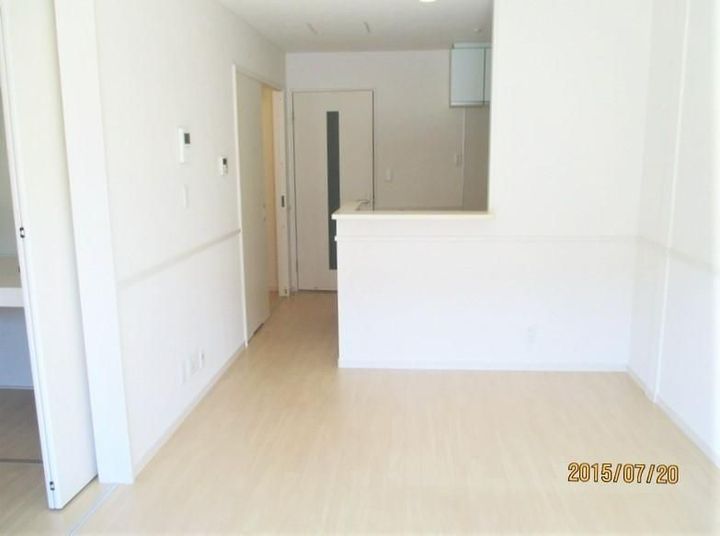 千葉県四街道市栗山(アパート)の賃貸物件の居間