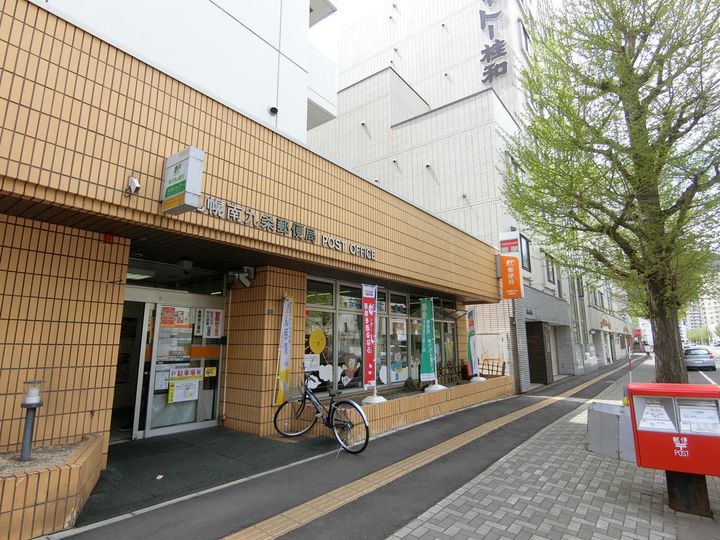 エスポワールバンフの周辺