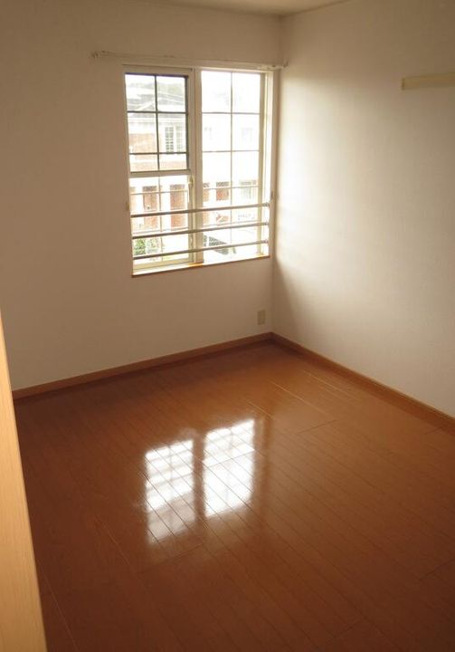 サン平塚D棟の居間