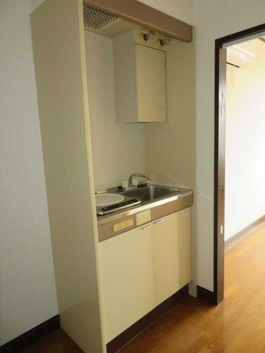 新倉ビルのキッチン