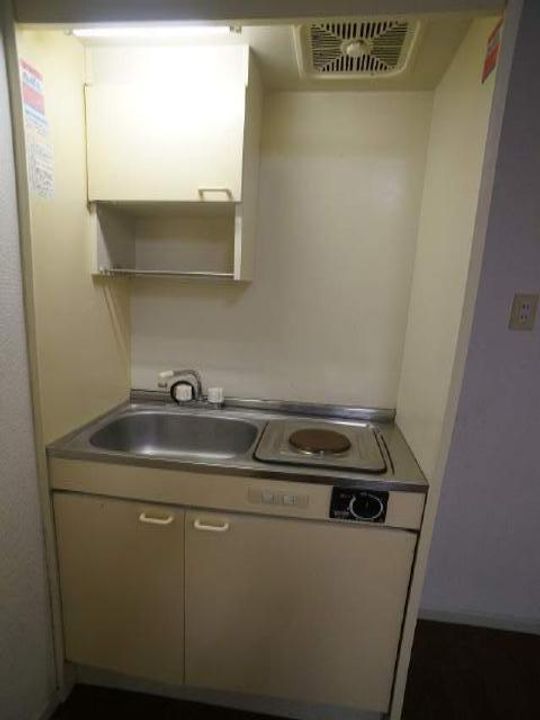 西田方1階のキッチン