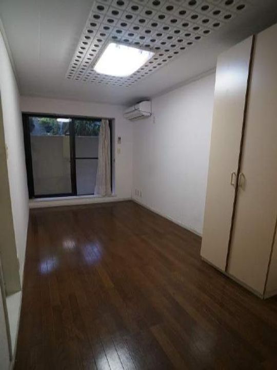 西田方1階の居間