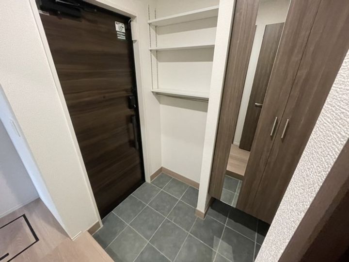 D-ROOM高須2丁目 A棟の玄関