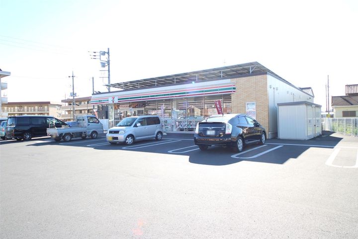 エンパレスV17の周辺