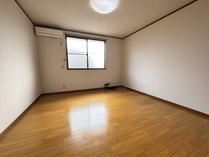 メゾネットKSの居間