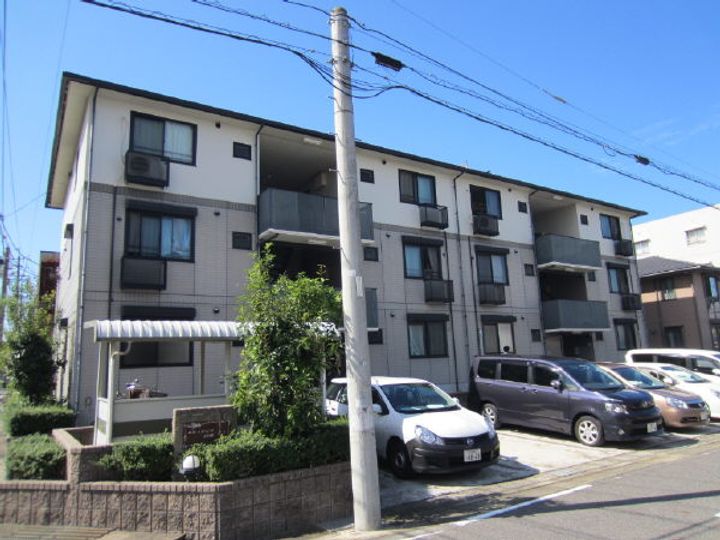 セジュール緑苑21の外観