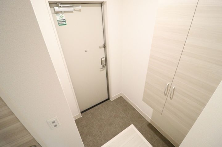 群馬県前橋市山王町(アパート)の賃貸物件の玄関