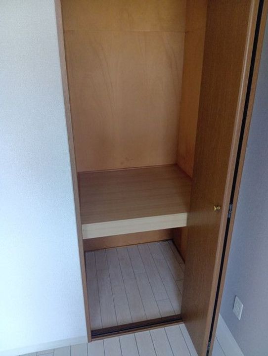 エクセルIIの内装