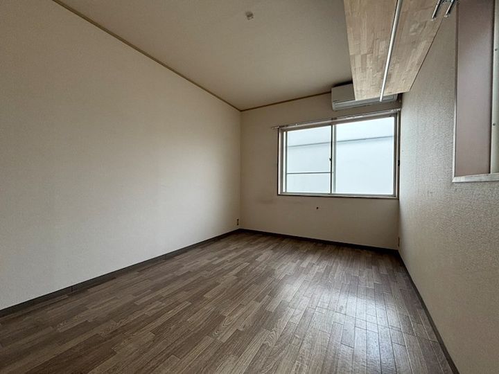 White Lodgeの居間