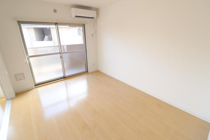 リヴェール8八本松飯田の内装