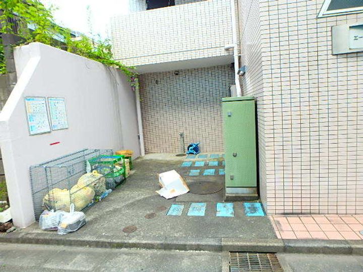 エーリフローレンスの地図
