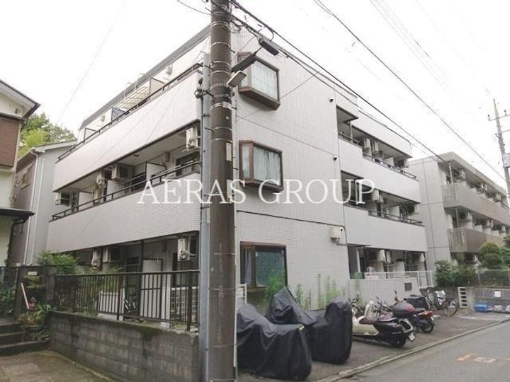 パークレイン三田の外観