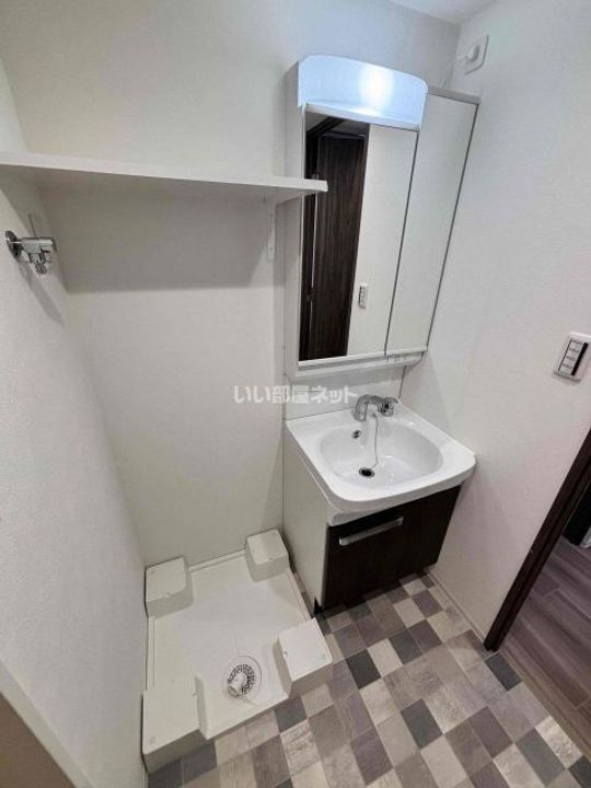 GENOVIA神戸湊川公園の内装