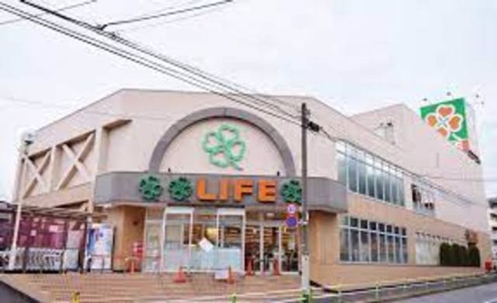 ラーバンヤマミツの周辺