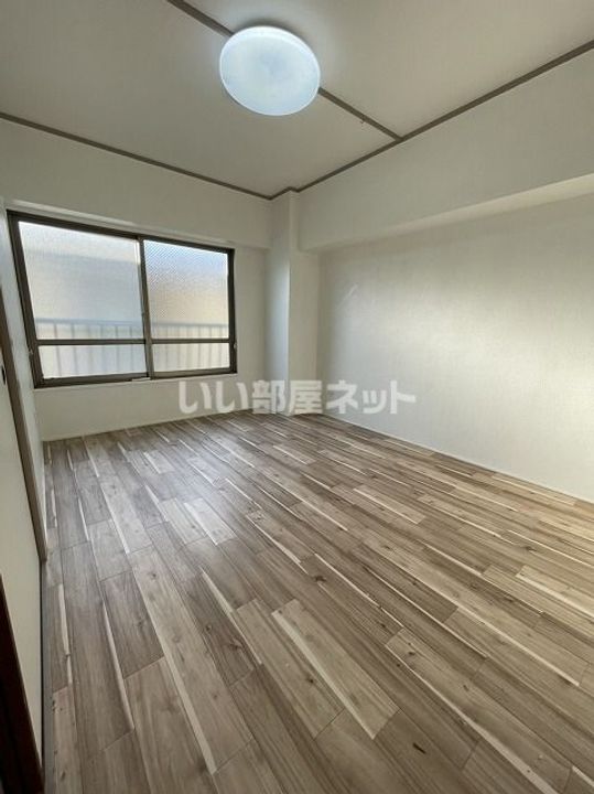 和歌山県和歌山市中之島(マンション)の賃貸物件の居間