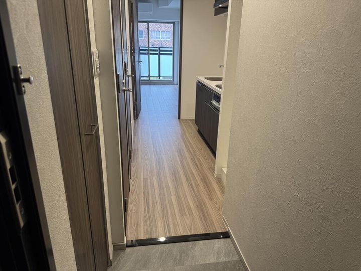 ジェノヴィア神戸湊川公園の玄関