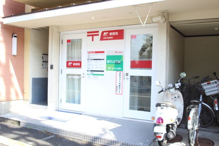 三上ビルの周辺