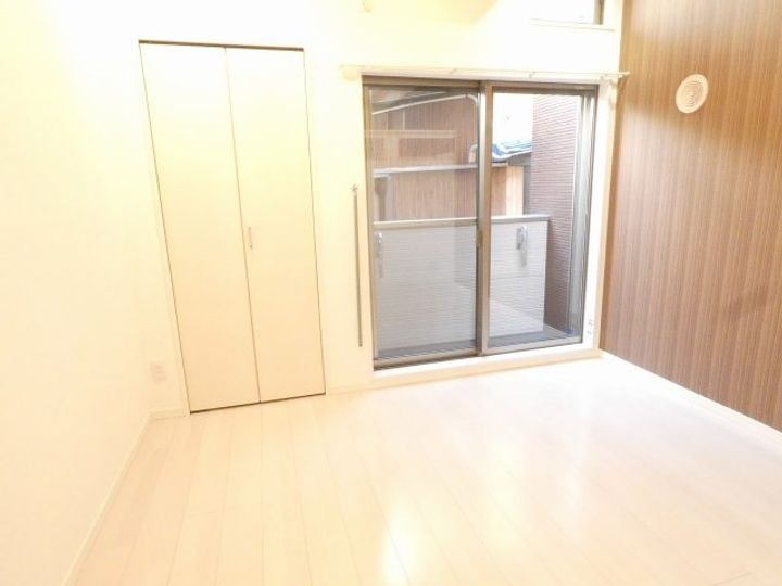 エルピーダの居間