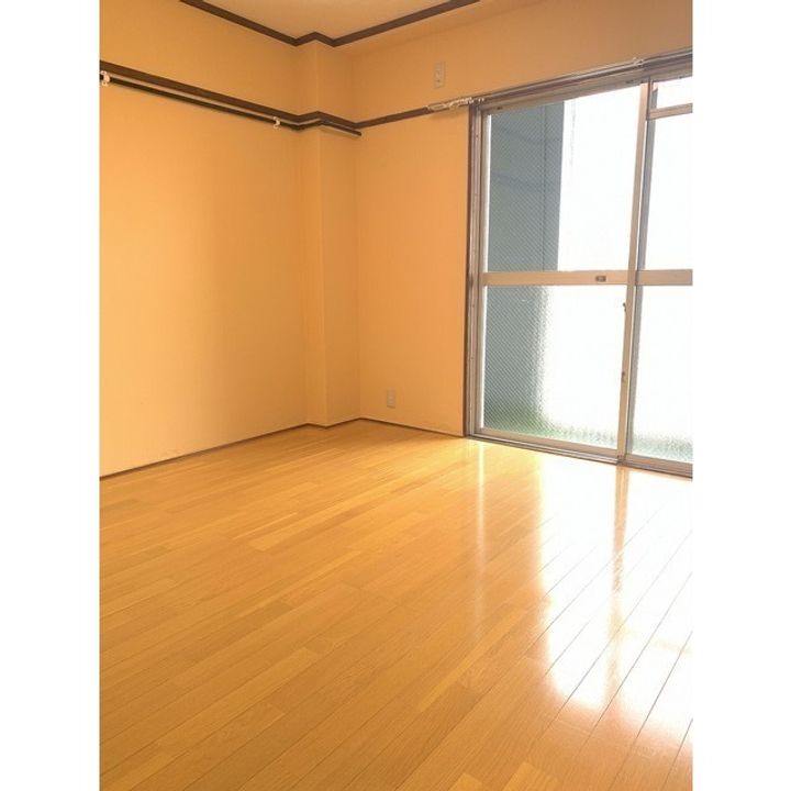 カーサ・セレーノの居間