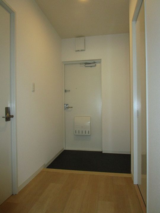 URサンラフレ朝潮橋の玄関