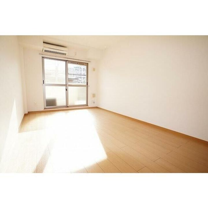 埼玉県川口市幸町2(マンション)の賃貸物件の居間