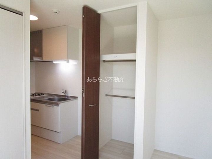 静岡県浜松市中央区佐藤2(アパート)の賃貸物件の内装