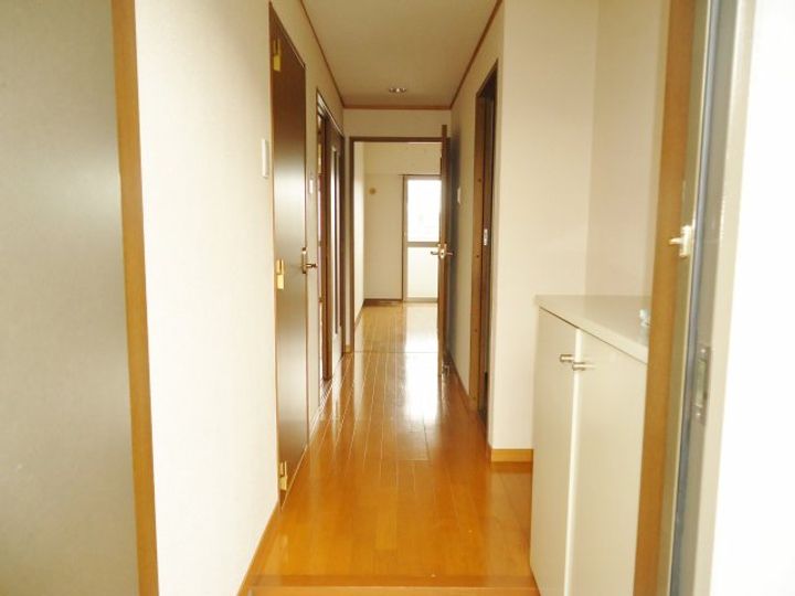 グレイスフォート岬の玄関