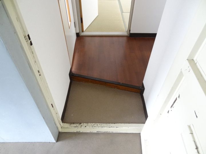 サンアローズ名取の玄関