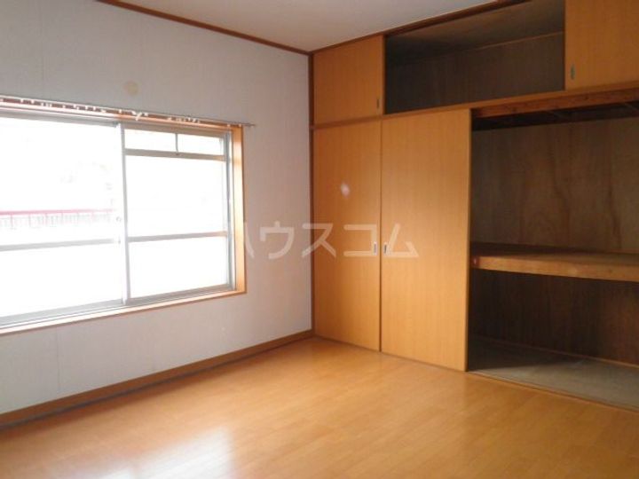 ワイズタウン 2棟の内装