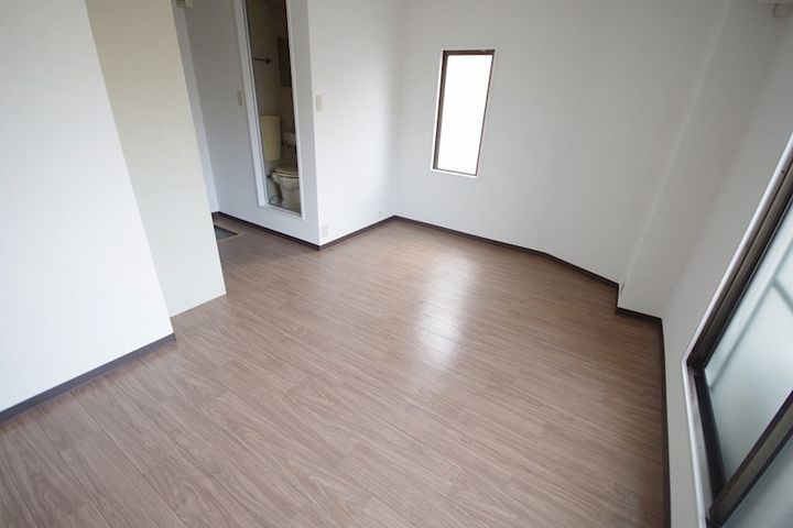シップス甲斐田の居間