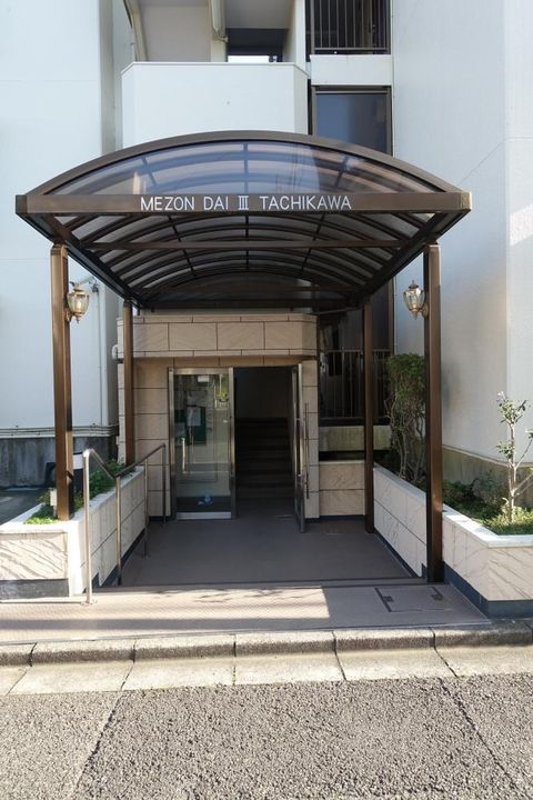 東京都立川市曙町3(マンション)の賃貸物件の地図