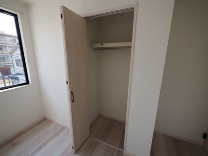 NS中山東の内装