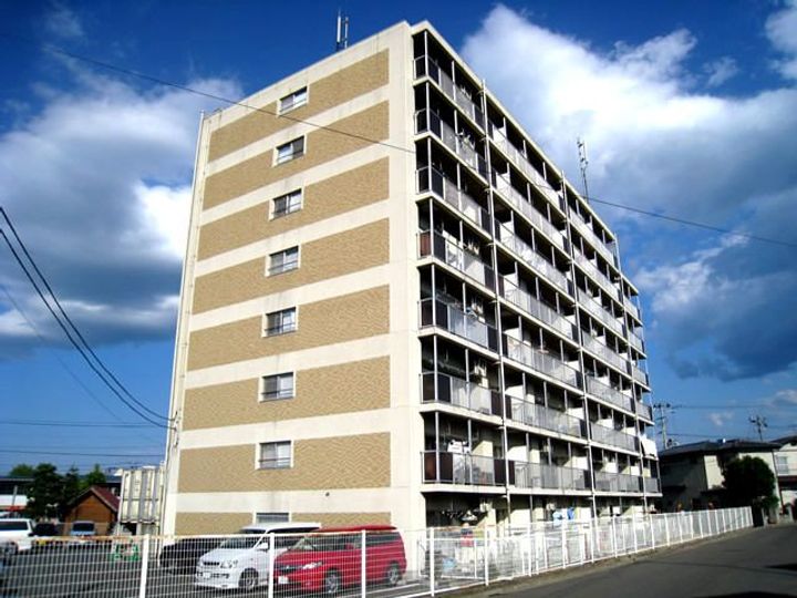 福島県福島市本内字東井戸神(マンション)の賃貸物件の外観