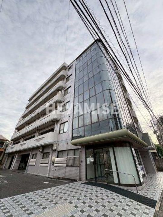 メディカル葉山の外観