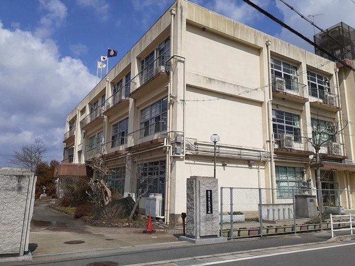 京都府南丹市八木町八木新町2(アパート)の賃貸物件の周辺