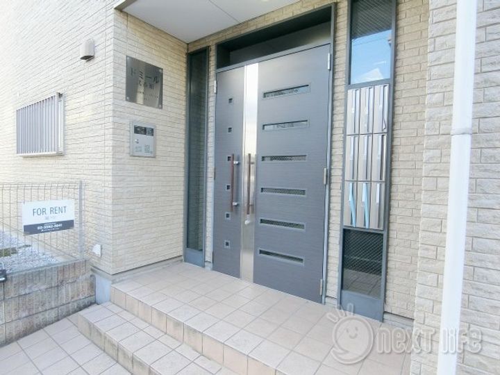 ドミール弐番館の地図